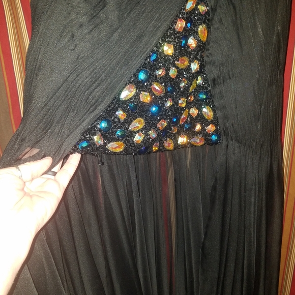 NWT-Cassandra Stone by Mac Duggal gown - Picture 10 of 12